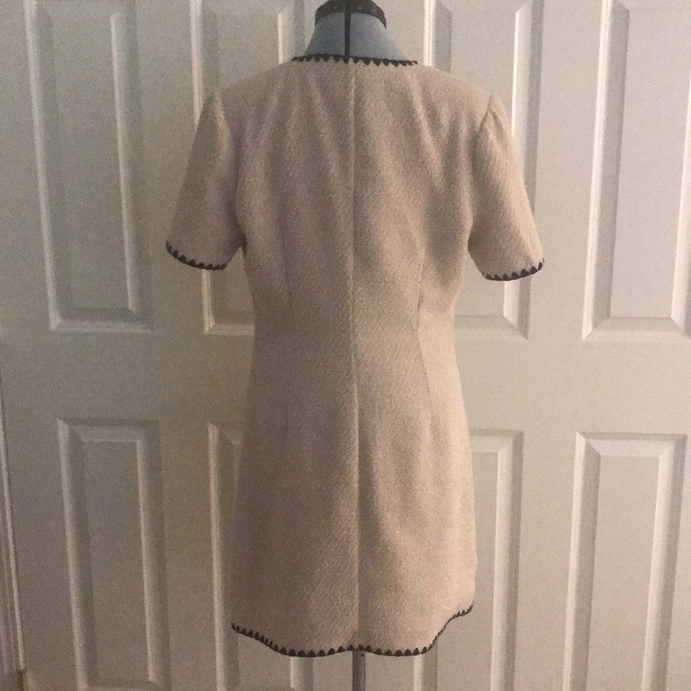 Alexia Admore Tan Boucle Tweed Dress Black Scalloped Trim Rhinestone Buttons 8 - Picture 5 of 16